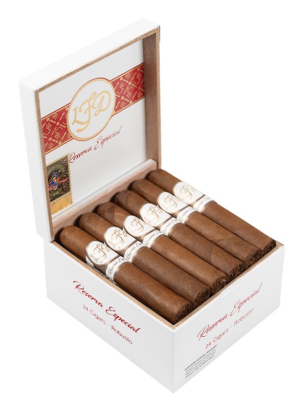 La Flor Dominicana Reserva Especial Robusto