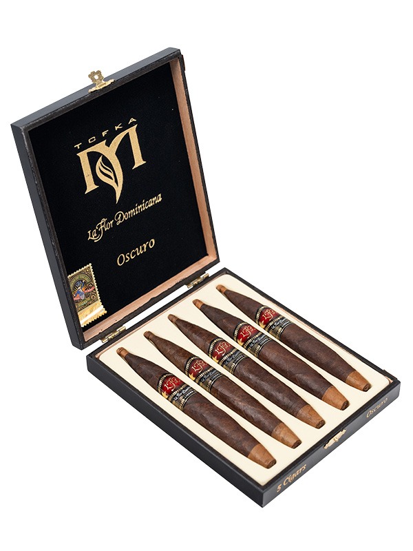 La Flor Dominicana TCFKA M Oscuro
