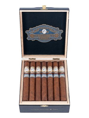 La Palina Blue Label Sumatra Toro