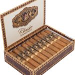 La Palina Classic Connecticut Robusto