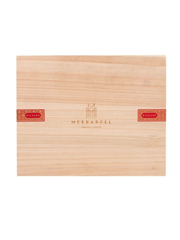Meerapfel Richard Double Robusto