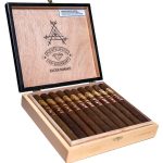 Montecristo 1935 Anniversary Edicion Diamante Churchill