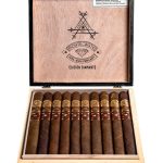 Montecristo 1935 Anniversary Edicion Diamante Churchill