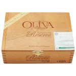 Oliva Connecticut Reserve Petit Corona