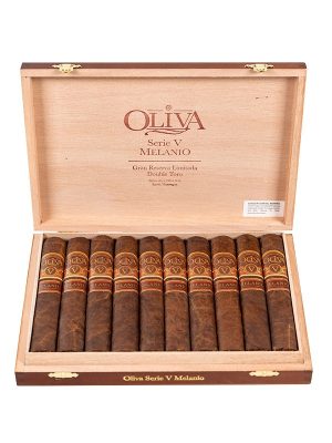 Oliva Serie V Melanio Double Toro