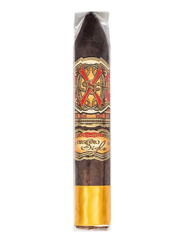 Fuente Fuente OpusX Oro Oscuro Belicoso XXX
