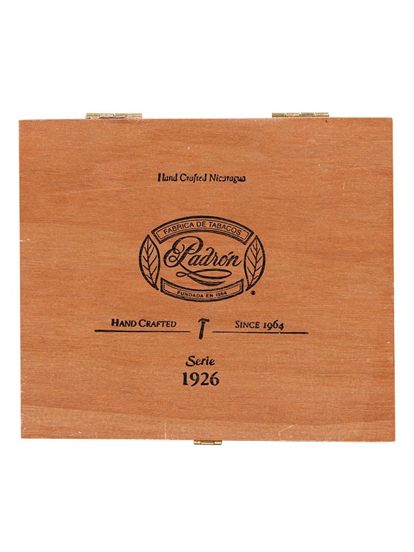 Padron 1926 Serie No. 48 Natural