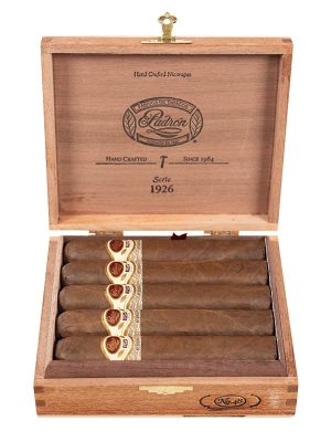 Padron 1926 Serie No. 48 Natural