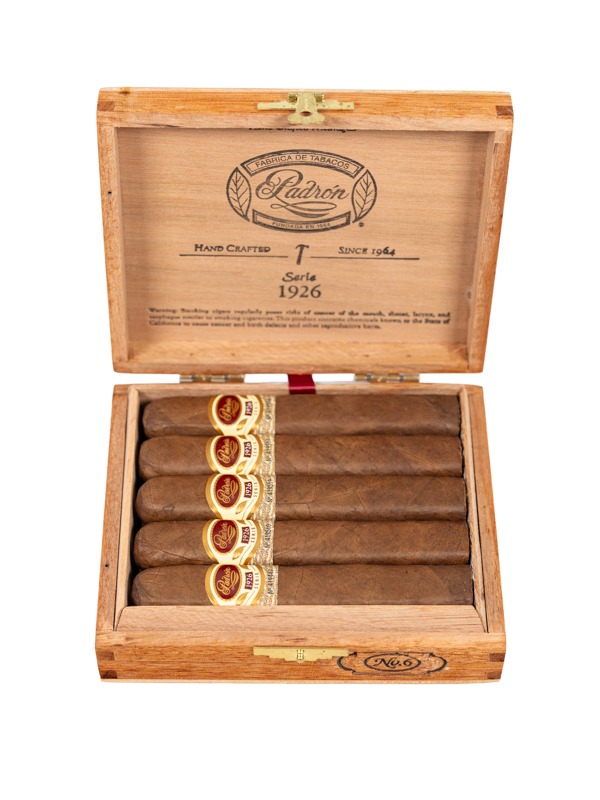 Padron 1926 Serie No. 6 Natural