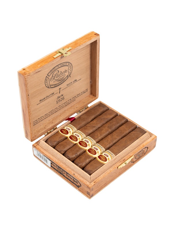 Padron 1926 Serie No. 6 Natural