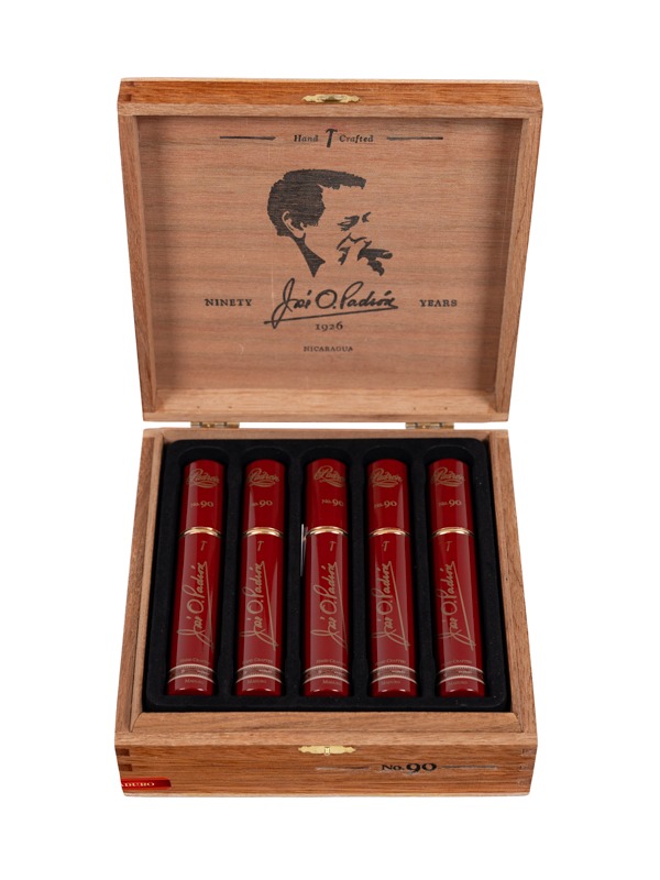 Padron 1926 Serie No. 90 Maduro