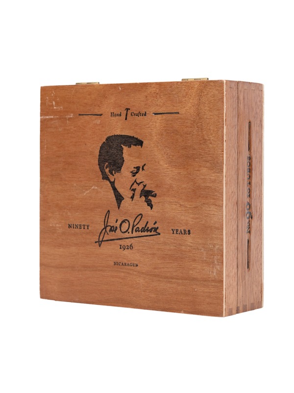 Padron 1926 Serie No. 90 Maduro