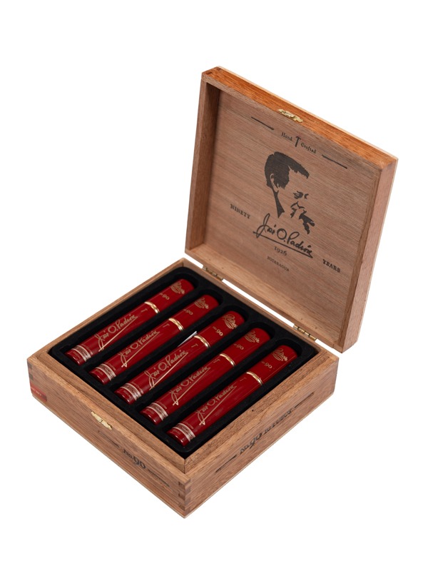 Padron 1926 Serie No. 90 Maduro