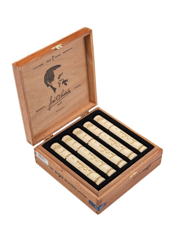 Padron 1926 Serie No. 90 Natural