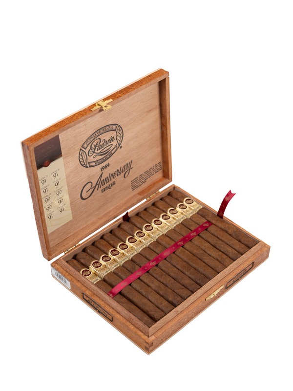 Padron 1964 Anniversary Serie Corona Natural