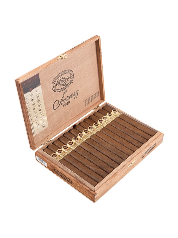 Padron 1964 Anniversary Series Diplomatico Natural