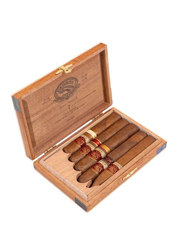 Padron Family Reserve Natural Sampler