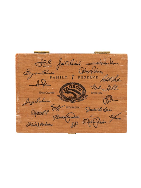 Padron Family Reserve No. 44 Maduro