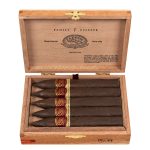 Padron Family Reserve No. 44 Maduro