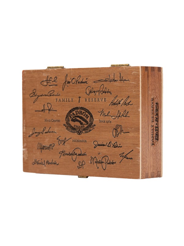 Padron Family Reserve No. 44 Maduro