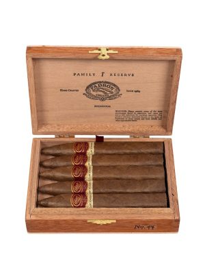Padron Family Reserve No. 44 Natural