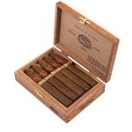 Padron Family Reserve No. 44 Natural