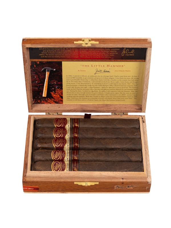 Padron Family Reserve No. 45 Maduro