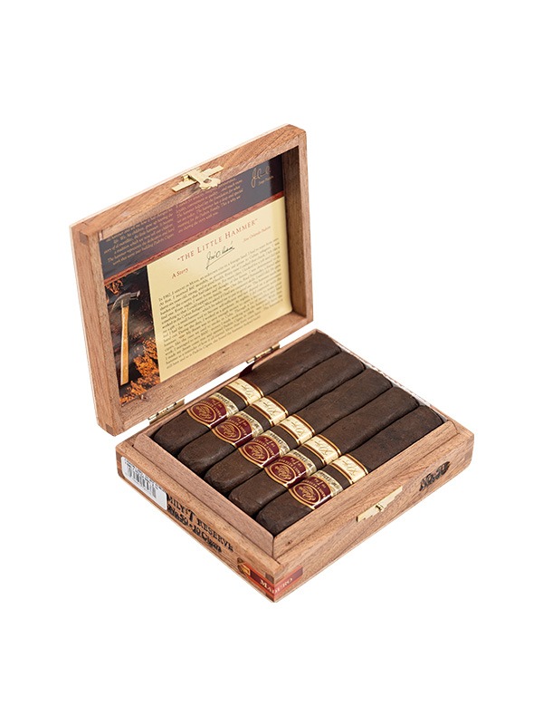 Padron Family Reserve No. 50 Maduro