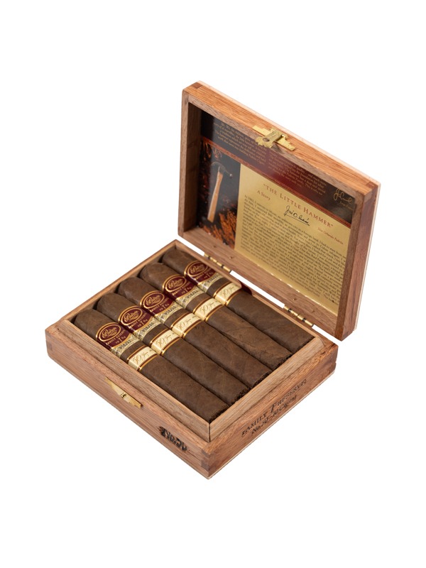 Padron Family Reserve No. 50 Natural