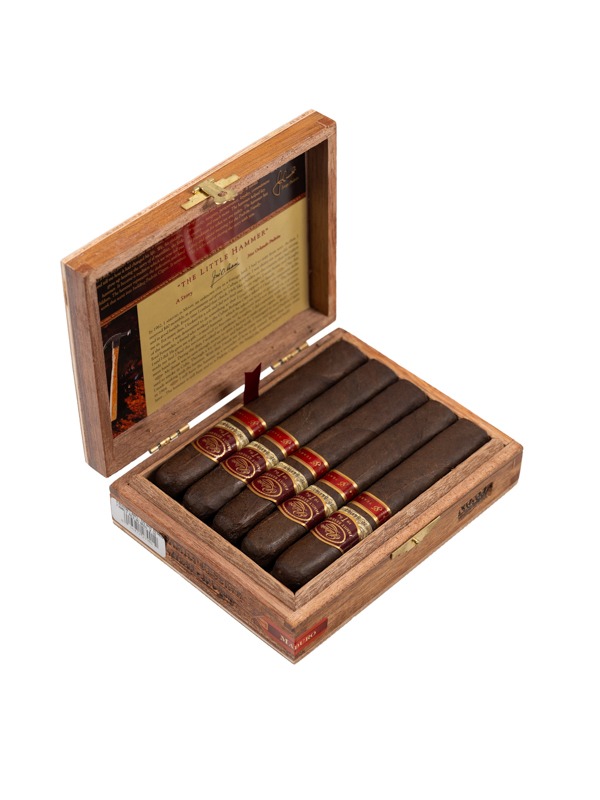 Padron Family Reserve No. 85 Maduro