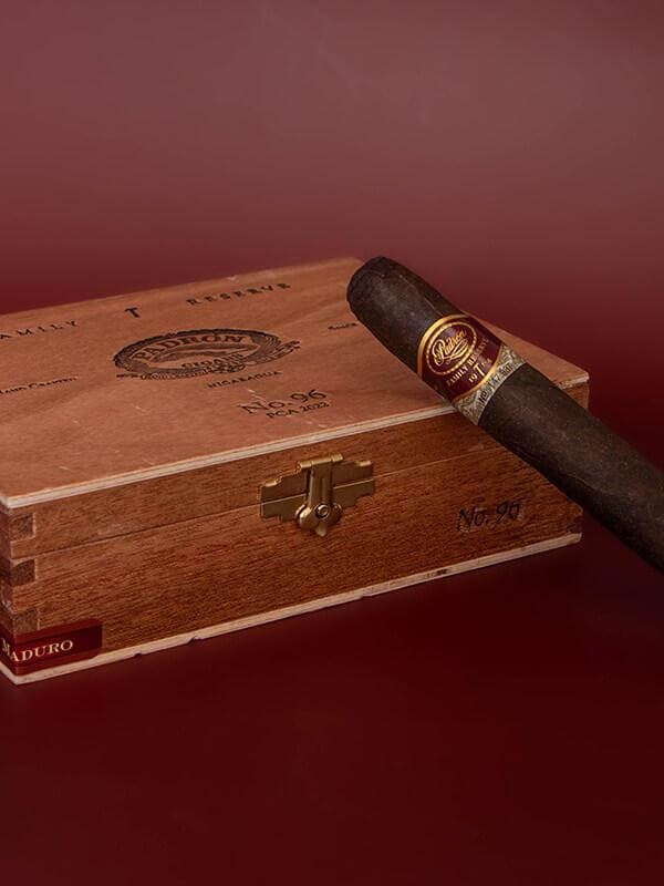 Padron Family Reserve No. 96 Maduro