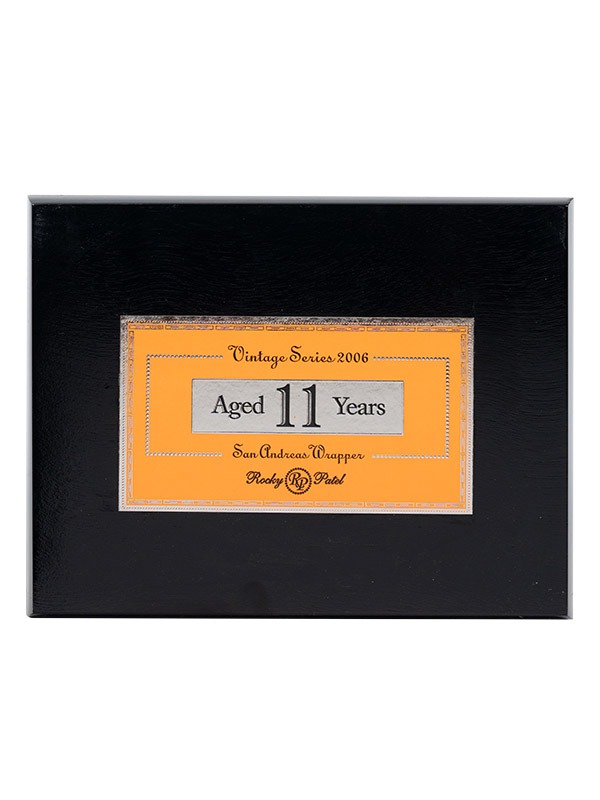 Rocky Patel Vintage 2006 Robusto