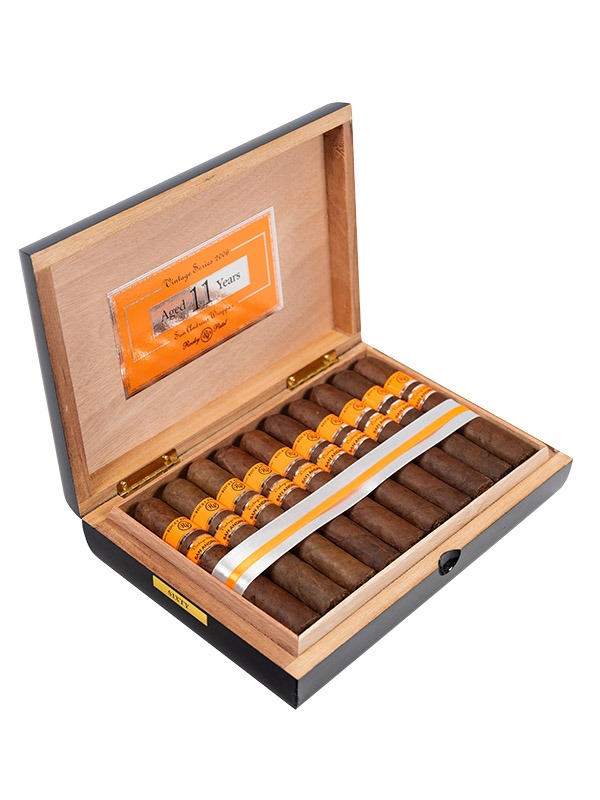 Rocky Patel Vintage 2006 Sixty