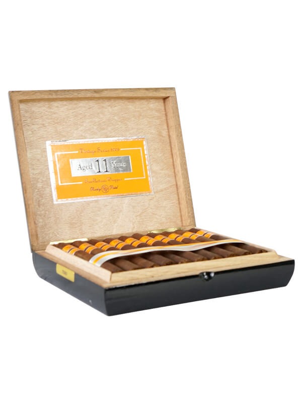 Rocky Patel Vintage 2006 Toro