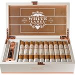 Rocky Patel White Label Robusto Gift Set With Lighter
