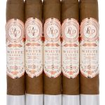 Rocky Patel White Label Robusto Gift Set With Lighter