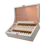 Rocky Patel White Label Robusto Gift Set With Lighter