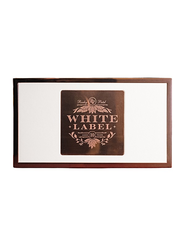 Rocky Patel White Label Robusto Gift Set With Lighter