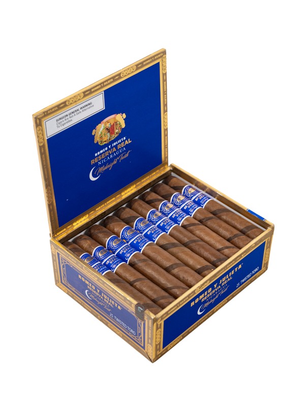 Romeo y Julieta Reserva Real Nicaragua Midnight Twisted Toro
