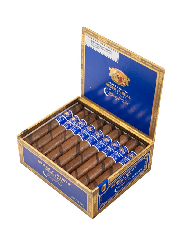 Romeo y Julieta Reserva Real Nicaragua Midnight Twisted Toro