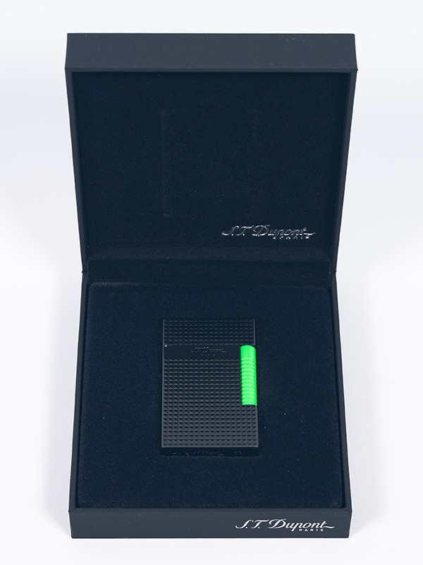 S.T. Dupont Fluo Le Grand Green Lighter – C23072