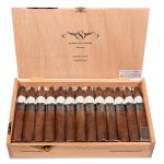 Sencillo Black Piramide Largo 54