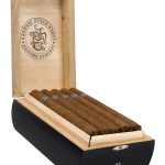 Tatuaje Black Label Cazadores