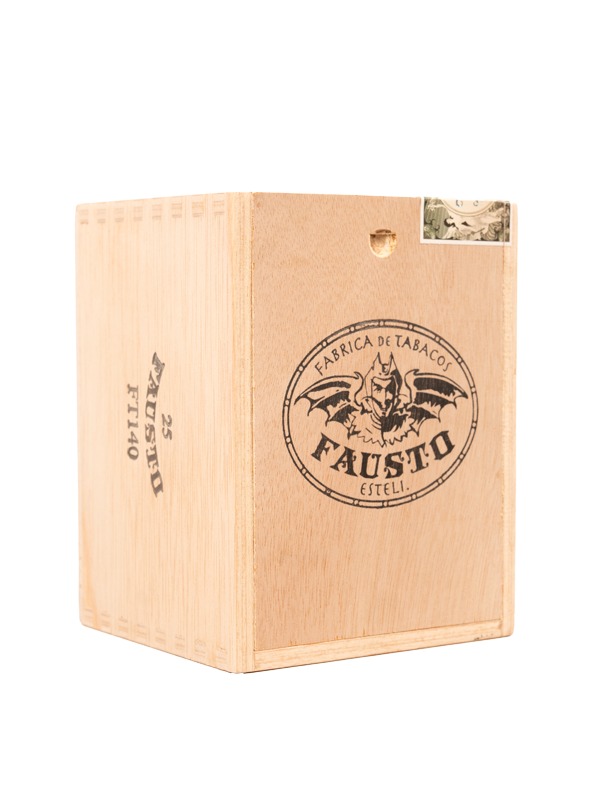 Tatuaje Fausto FT140