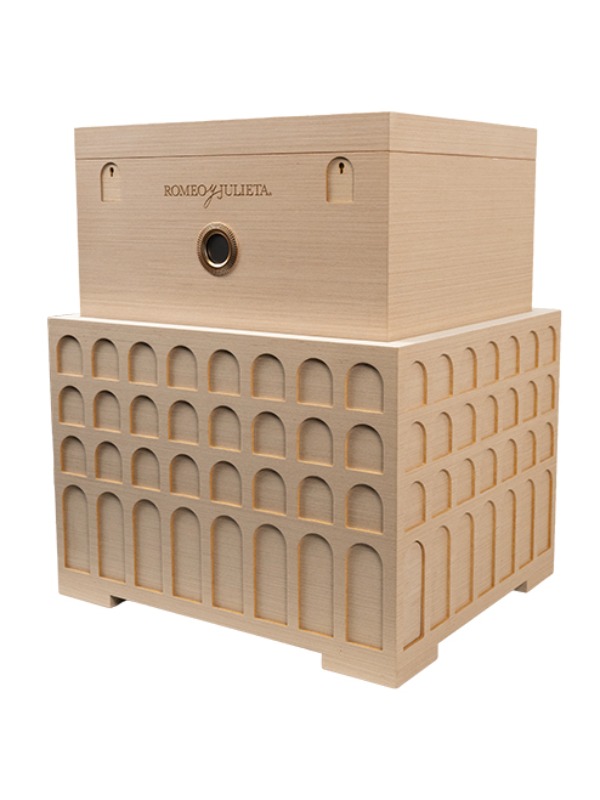 Romeo y Julieta 150th Anniversary Humidor