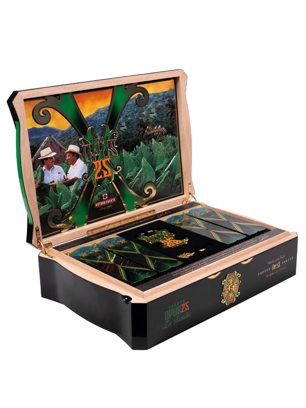 Fuente Fuente OpusX 25th Aniversario Humidor Set