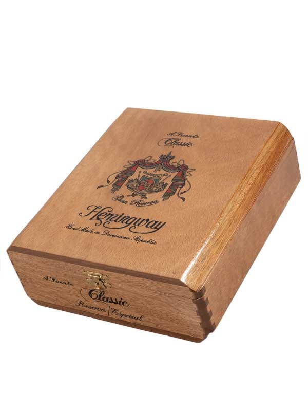 Arturo Fuente Hemingway Classic Maduro