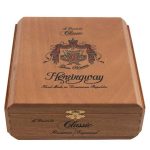 Arturo Fuente Hemingway Classic Maduro