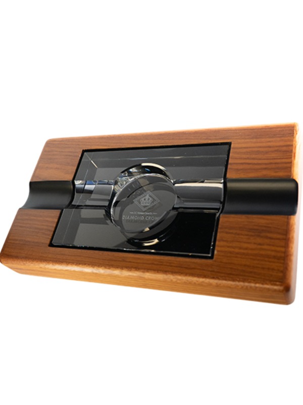 Diamond Crown St. James Series Drake Ashtray