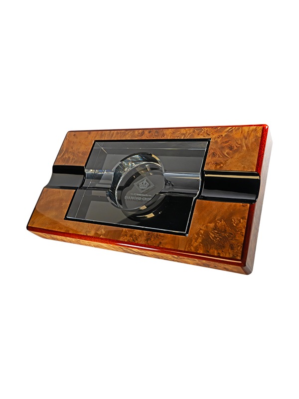 Diamond Crown St. James Series Wesley Ashtray